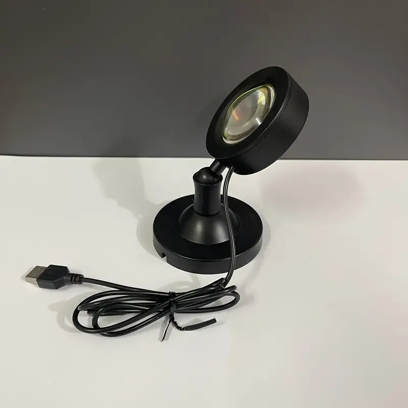 GoldenHour — 360° Sunset Projection Lamp